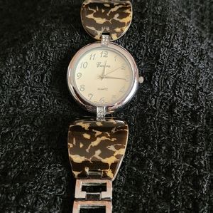 Geneva fashion watch